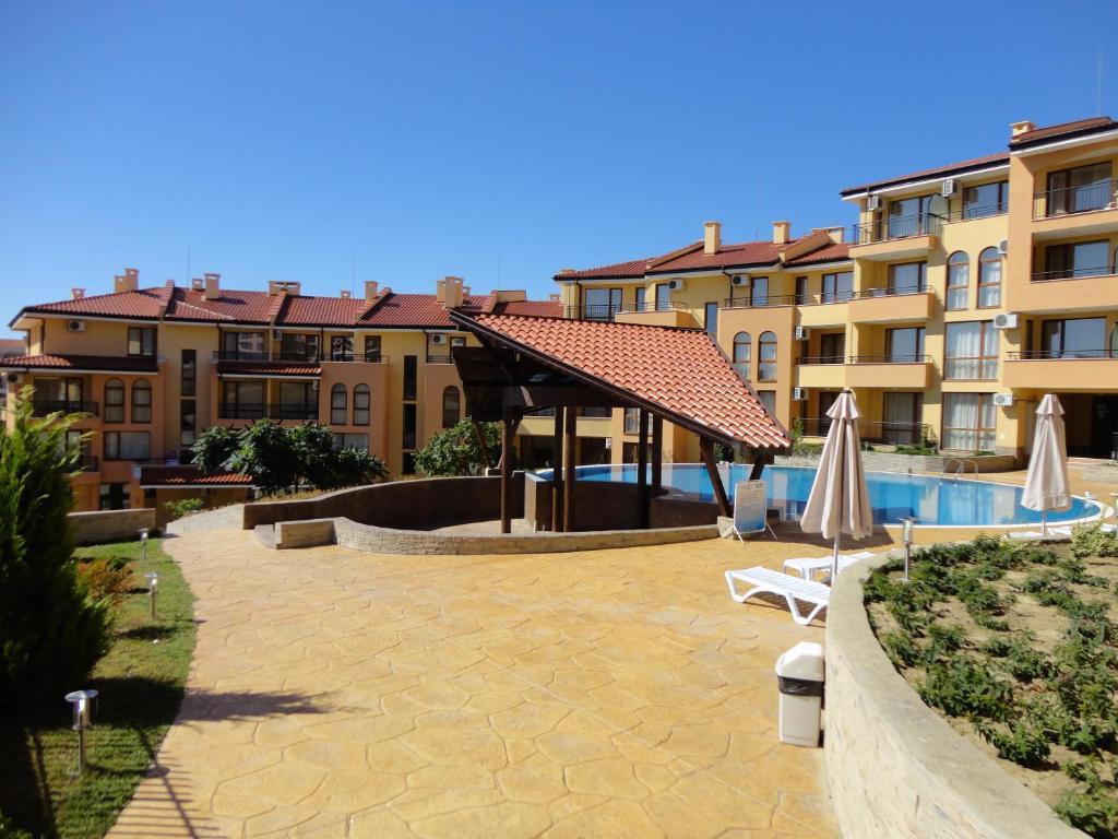 Paradise Dreams Apartcomplex Свети-Влас Экстерьер фото