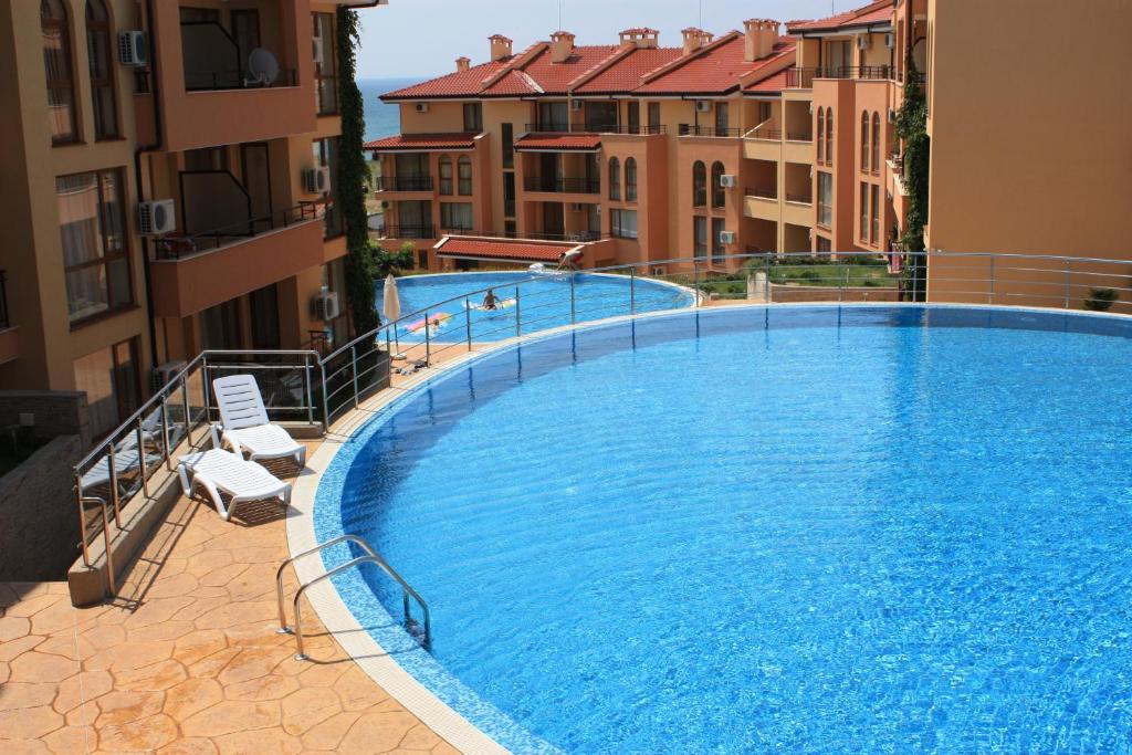 Paradise Dreams Apartcomplex Свети-Влас Экстерьер фото