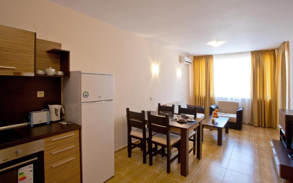Paradise Dreams Apartcomplex Свети-Влас Номер фото