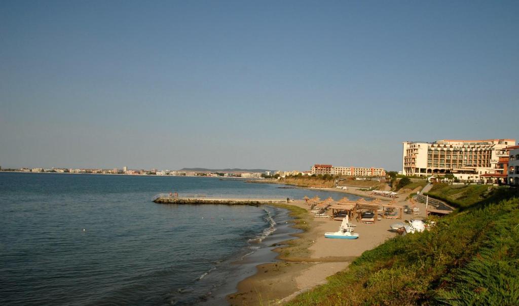 Paradise Dreams Apartcomplex Свети-Влас Экстерьер фото